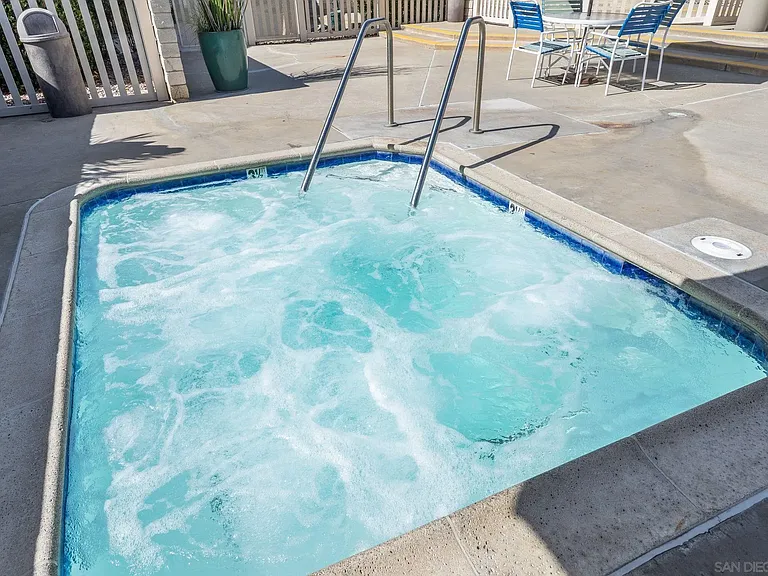 6171 Rancho Mission Rd #208 — Photo 36