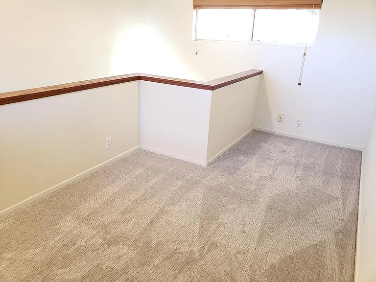 550 Hillcrest Way — Photo 14
