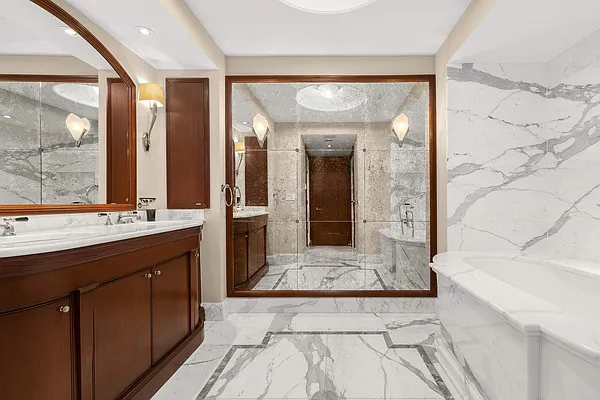 Rented by Sotheby's International Realty | media 10