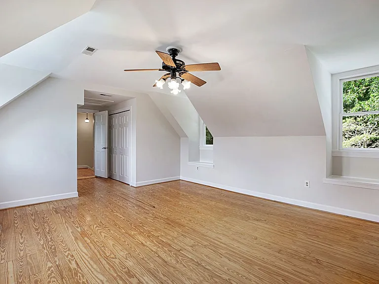 4320 Providence Rd — Photo 25