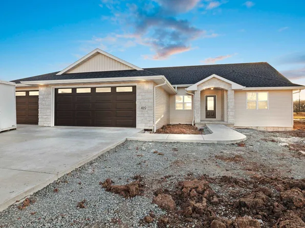 419 Addison St, De Pere, WI 54115