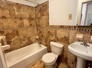 424 E 73rd St #3, New York, NY 10021