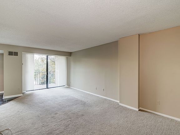2nd image of 2311 Pimmit Dr APT 215