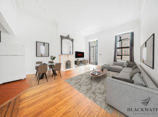 313 W 14th St APT 3F, New York, NY 10014