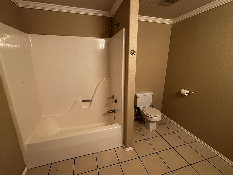 104 Cheyenne Ln — Photo 23