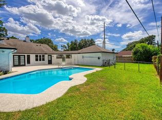 414 N Pecan Dr, Tomball, TX 77375