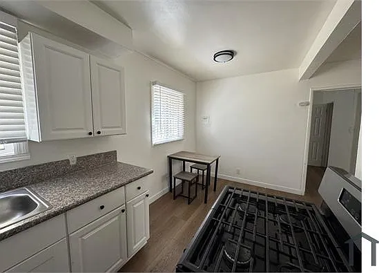 8219 S Western Ave #1 — Photo 6