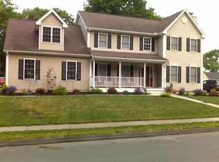 3 Adams Way, Plainville, CT 06062