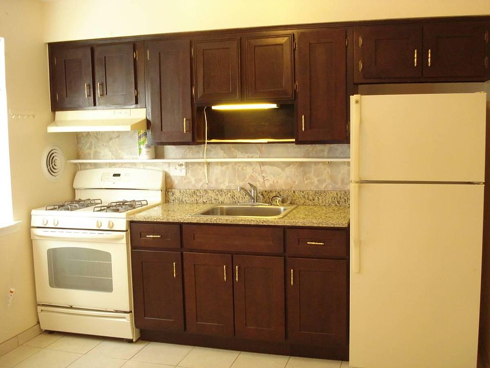1st image of 4563 161st St APT 1