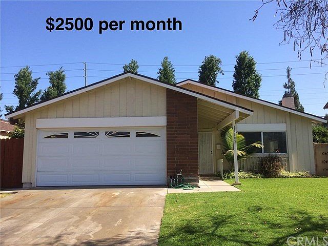 Updated Cerritos home, available immediately. 3bedroom 2 bat
