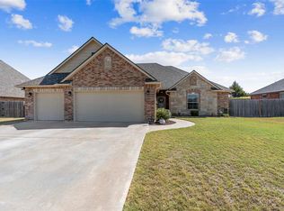 1408 NE Scenic Rdg, Elgin, OK 73538