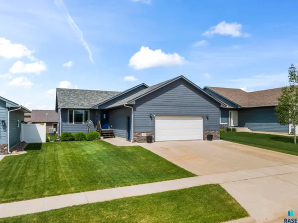 4013 S Homerun Ave, Sioux Falls, SD 57110