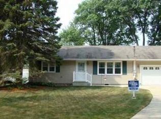 337 W Elizabeth St, Stockbridge, MI 49285
