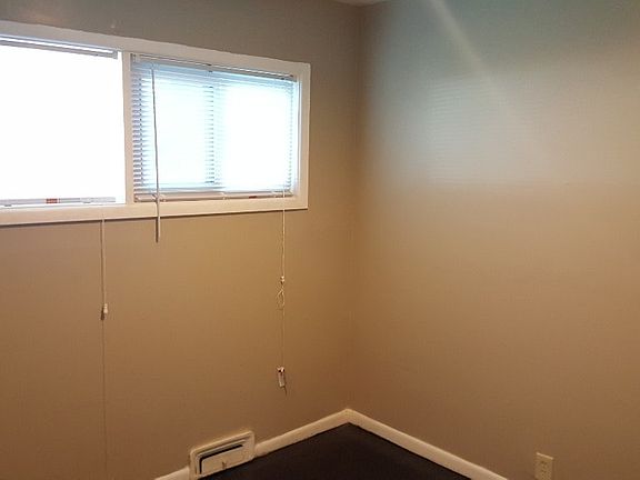 3rd image of 11411 Manchester Ave