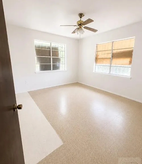 138 Midway Dr — Photo 6