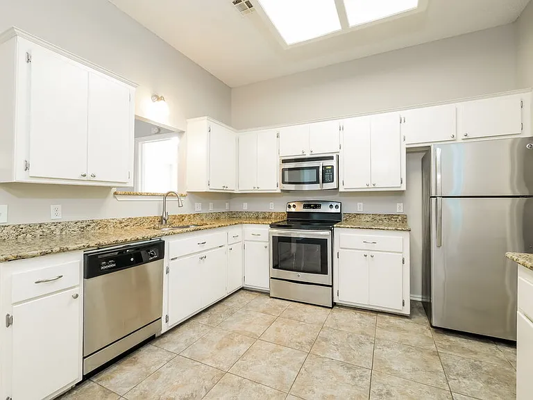 324 Marrgate Dr — Photo 7