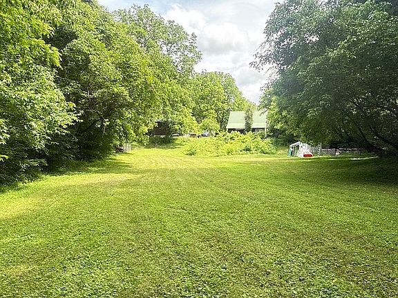 42nd image of 131 Gibson Hollow Rd