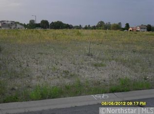 196 Glenview Loop, Saint Cloud, MN 56303