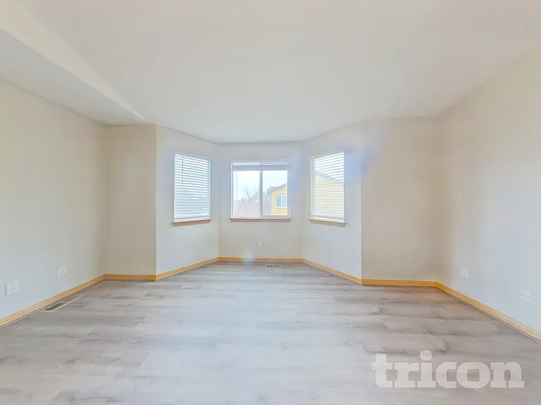 18659 E Hamilton Dr — Photo 8