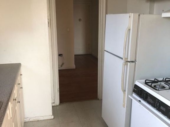 2nd image of 300 Hayward Ave APT 4G