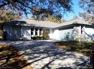 243 E Lancaster St, Lecanto, FL 34461