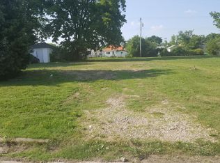 1114 W 10th St, Coffeyville, KS 67337