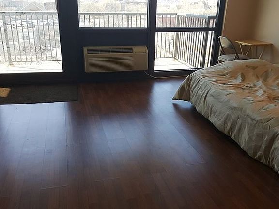 4th image of 2901 S Michigan Ave APT 606