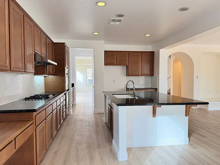 6855 Edinburgh Rd — Photo 11