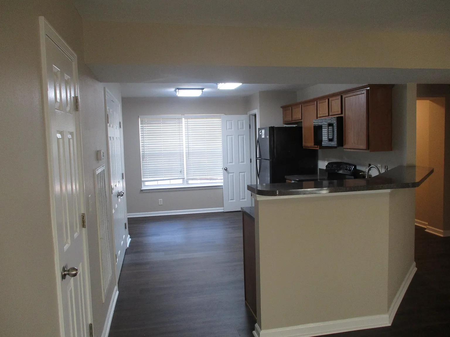 3157 Shaylin Xing — Photo 4