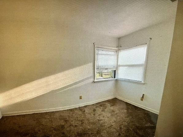 cedar-rapids-iowa-73095316 picture