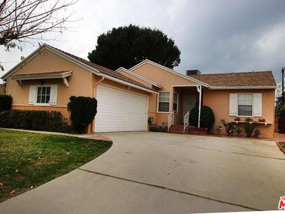 10007 Memory Park Ave, Mission Hills, CA, 91345
