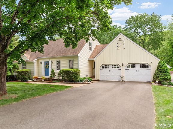 2nd image of 81 White Oak Drive