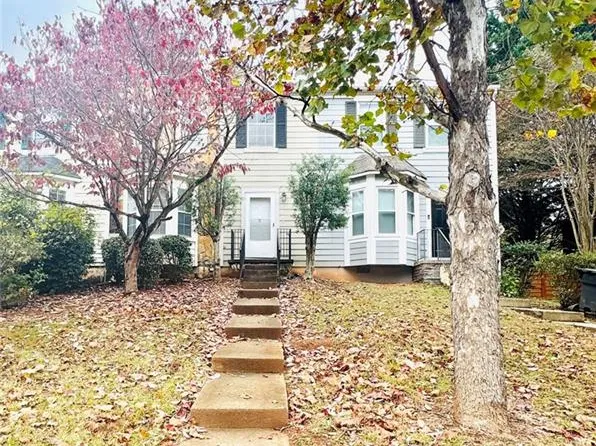 146 Willow Stream Ct, Roswell, GA 30076