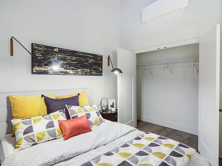 Example of a furnished primary bedroom