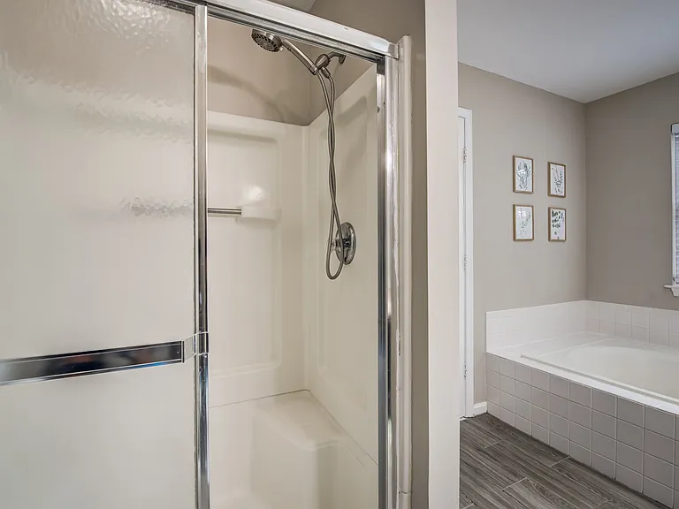 15744 Beau Ridge Dr — Photo 29