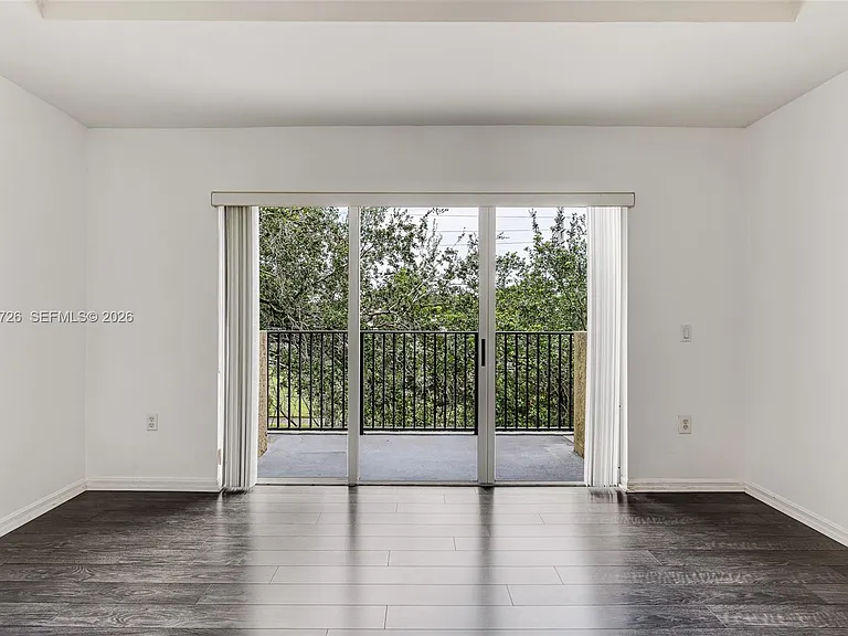 8900 NE 8th Ave #1107 — Photo 22