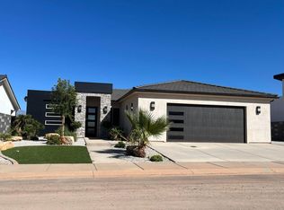 1942 W Monument Valley Rd, Hurricane, UT 84737