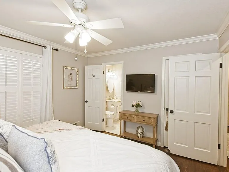 1307 Glen Cove Dr — Photo 23
