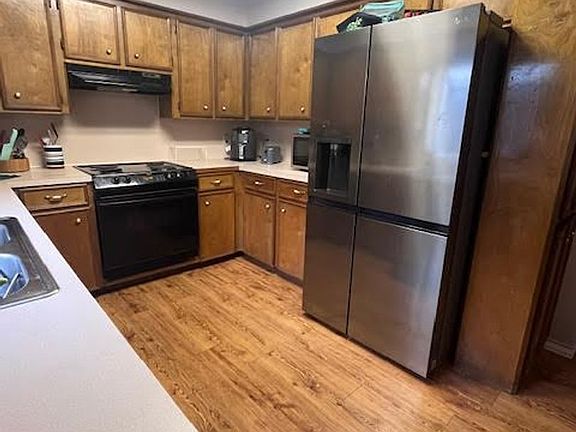 4th image of 7029 Premont Dr