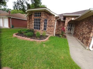 322 Breeze Park Dr, Houston, TX 77015