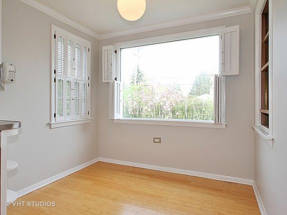 4th image of 6743 N Central Park Ave