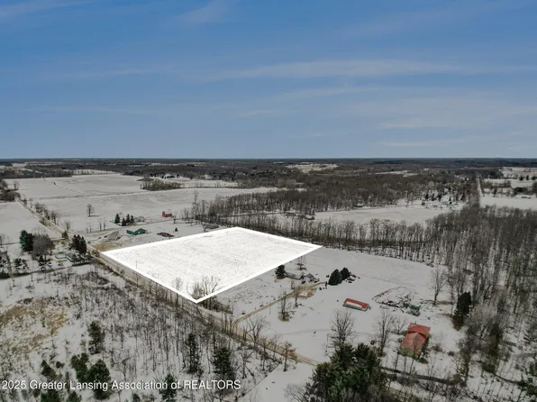 300 Brown Rd, Dansville, MI 48819