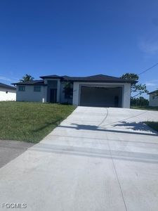 1023 Kismet Pkwy W, Cape Coral, FL, 33993