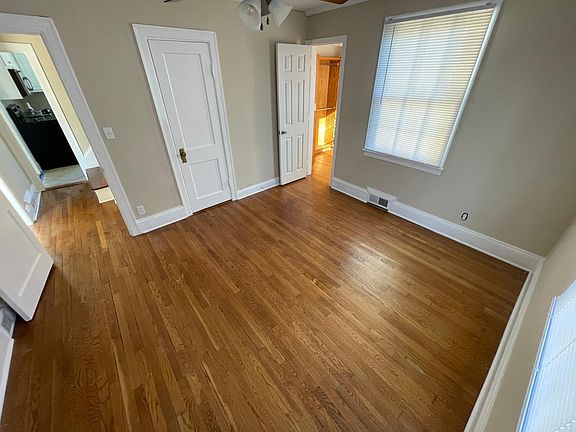 First floor master bedroom with walk-in closet