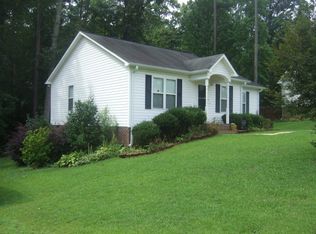 206 Brookfield Cir, Sanford, NC 27330