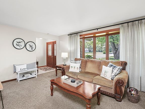 5th image of 26521 S Greenwood Ave