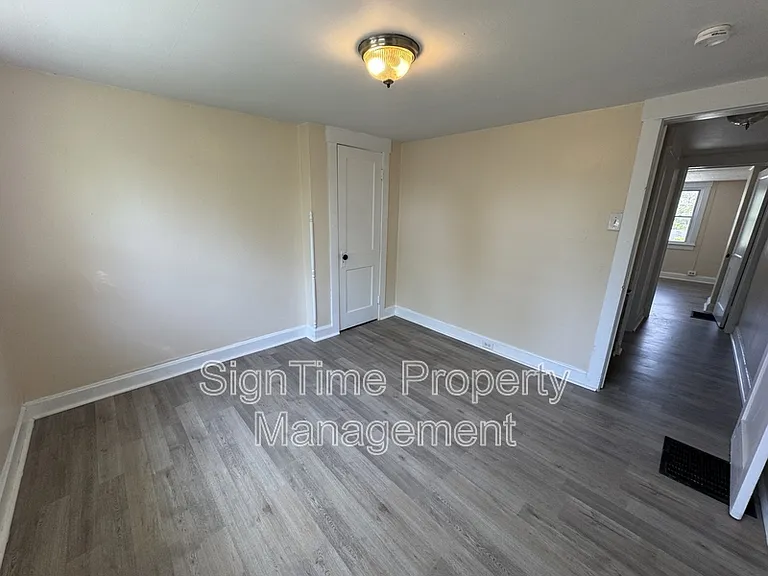 235 East Ave — Photo 7