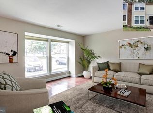 6074 Hollow Hill Ln, Springfield, VA 22152