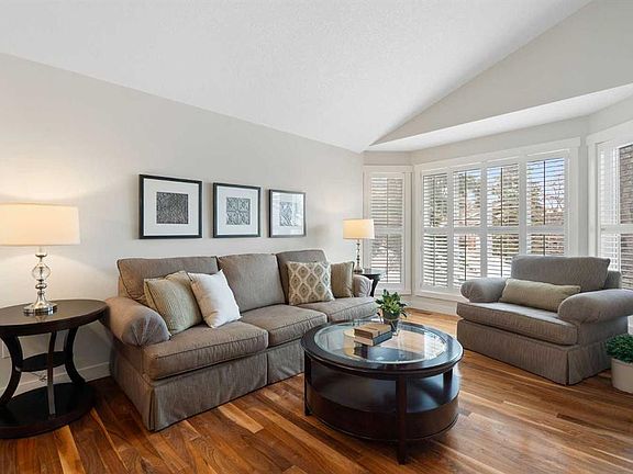 3rd image of 230 N Signal Hill Pl SW