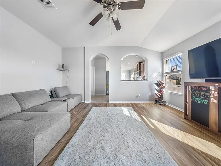 137 Hematite Ln #1 — Photo 4